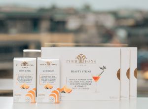 Beauty sticks x 3, Glow bombs x 2